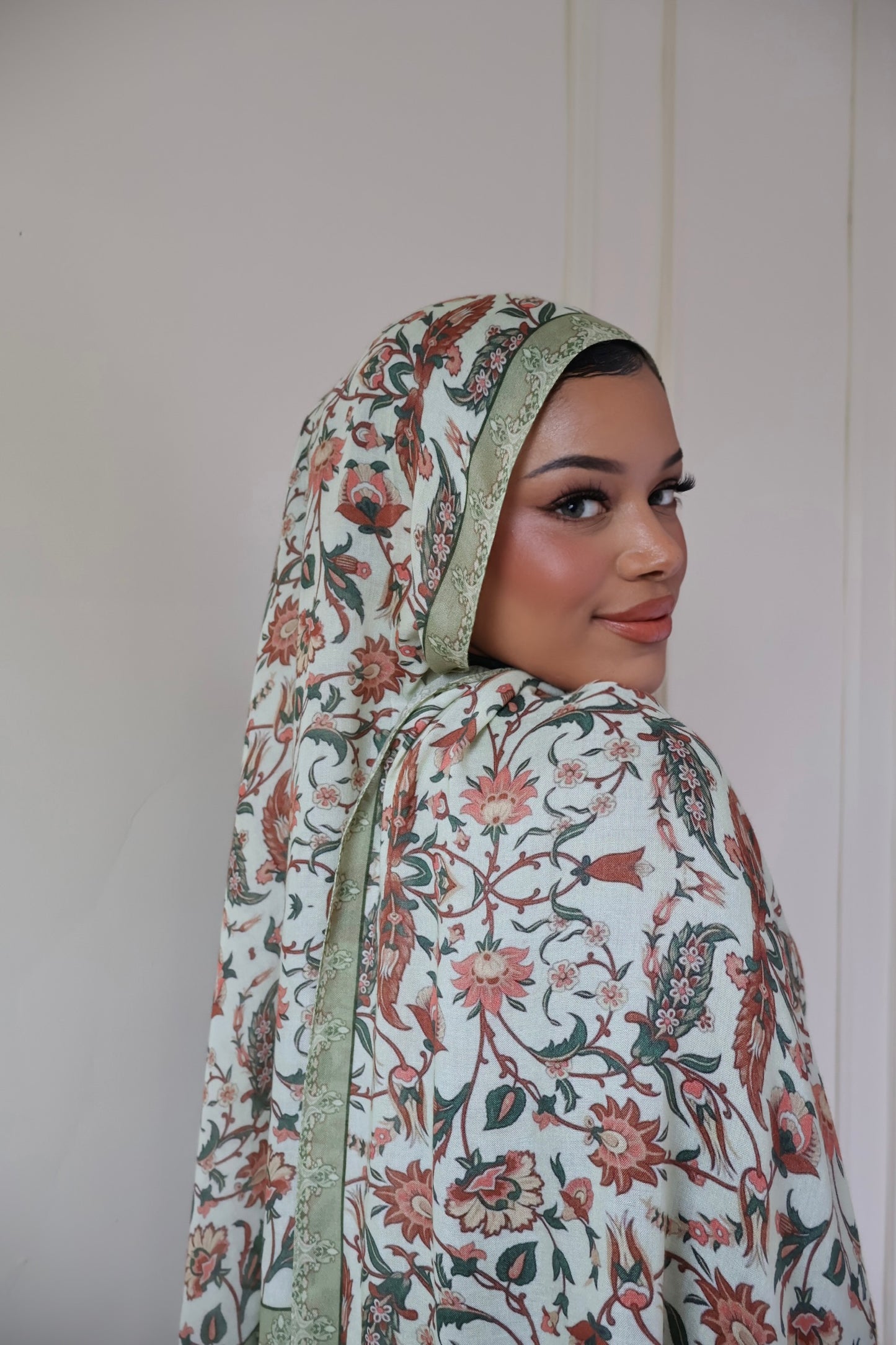 Wildflower Bloom Modal Hijab