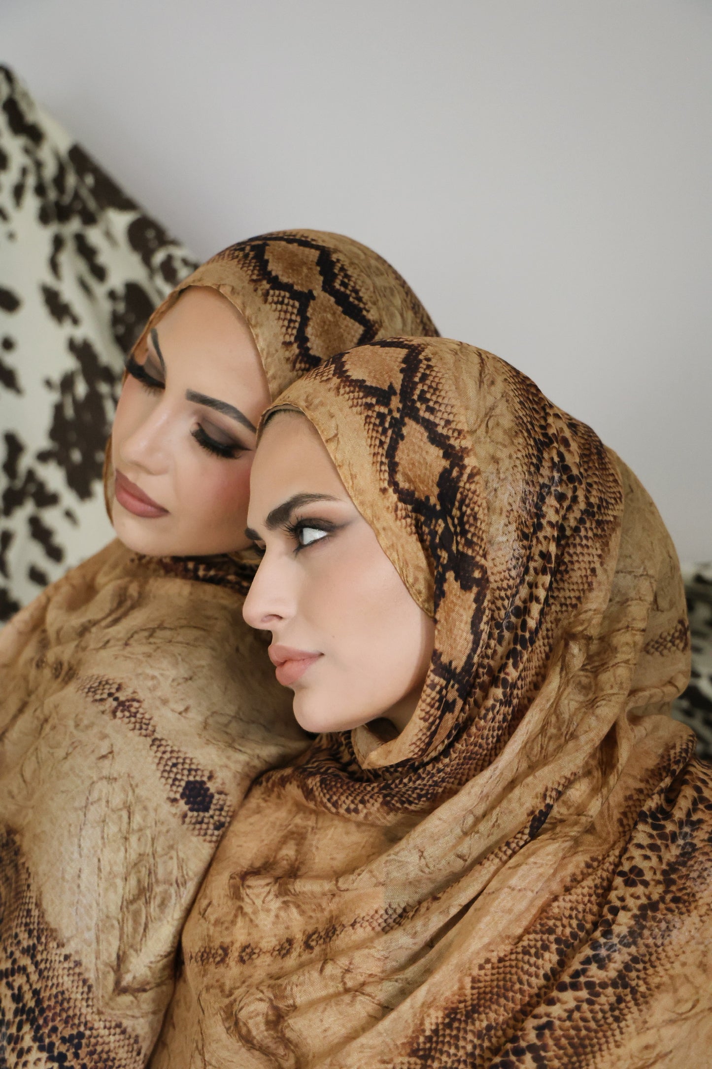 Golden Snake Modal Hijab