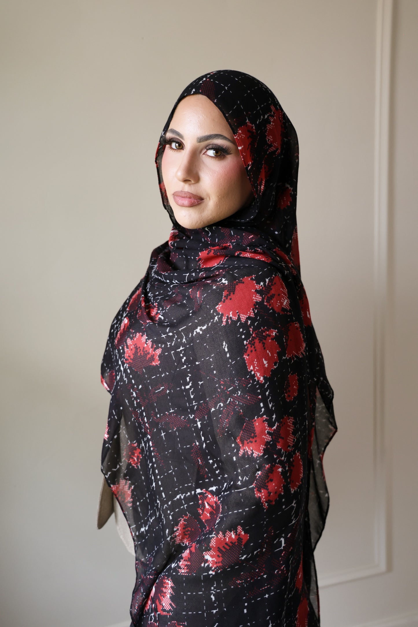 Poppy Hills Modal Hijab