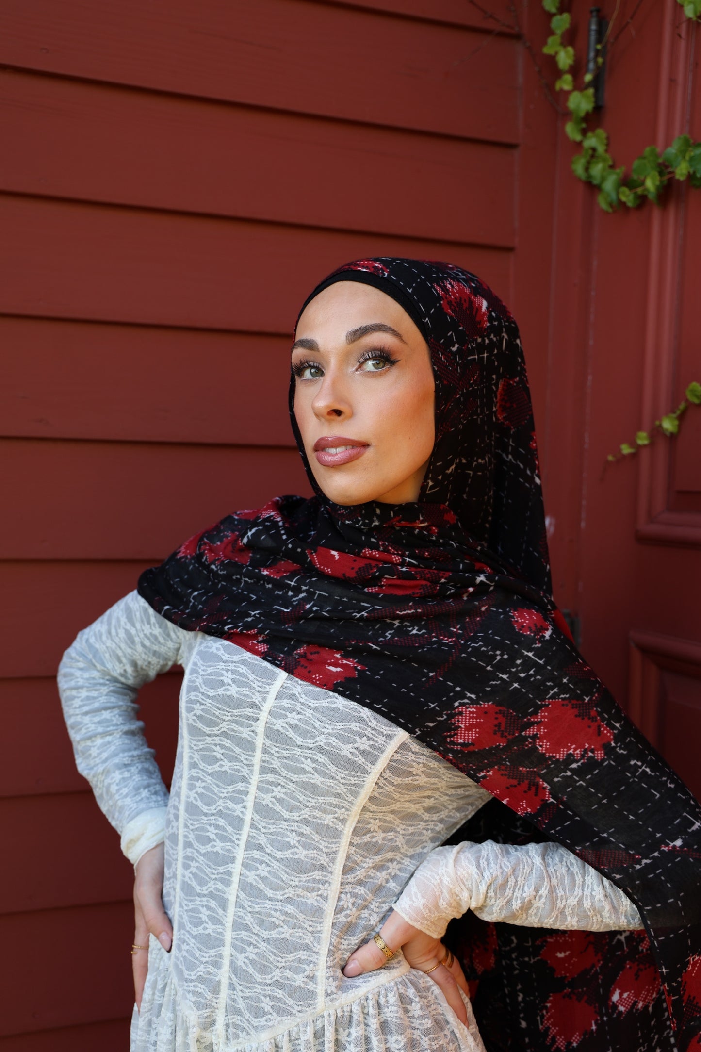 Poppy Hills Modal Hijab