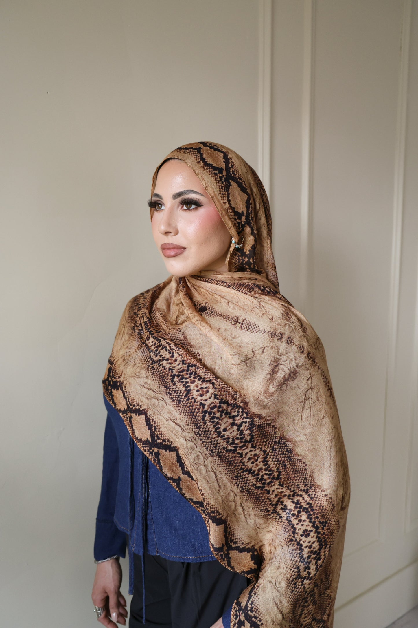 Golden Snake Modal Hijab