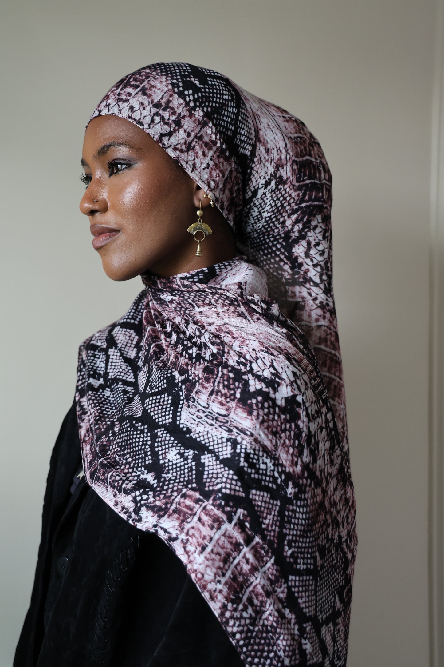 Crocodile Blush Modal Hijab