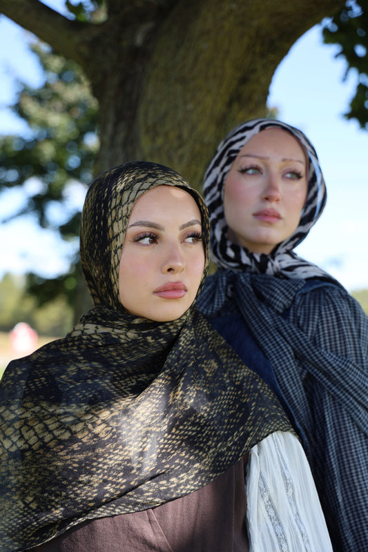 Forest Snake Modal Hijab