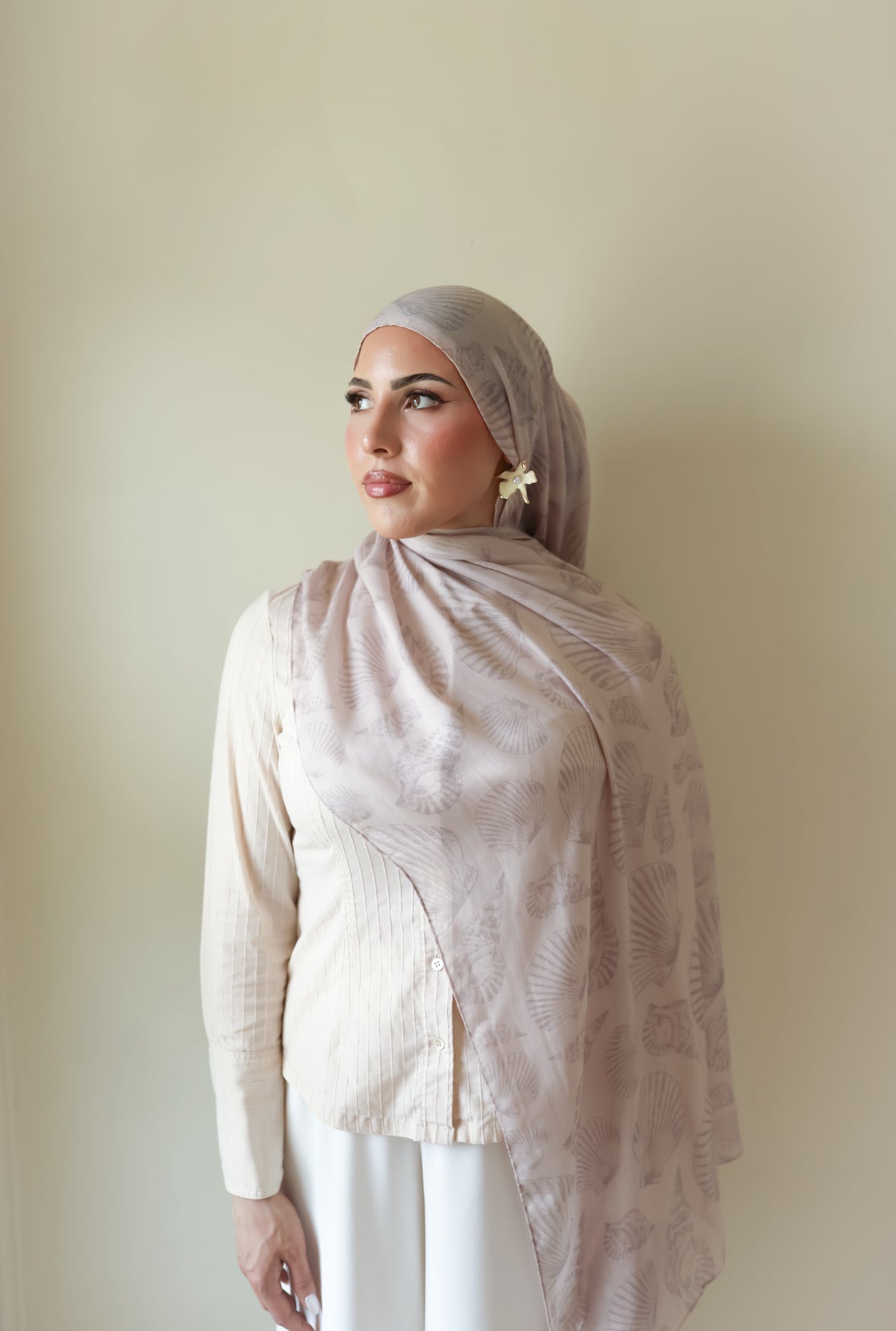 Sandy Seashores Modal Hijab