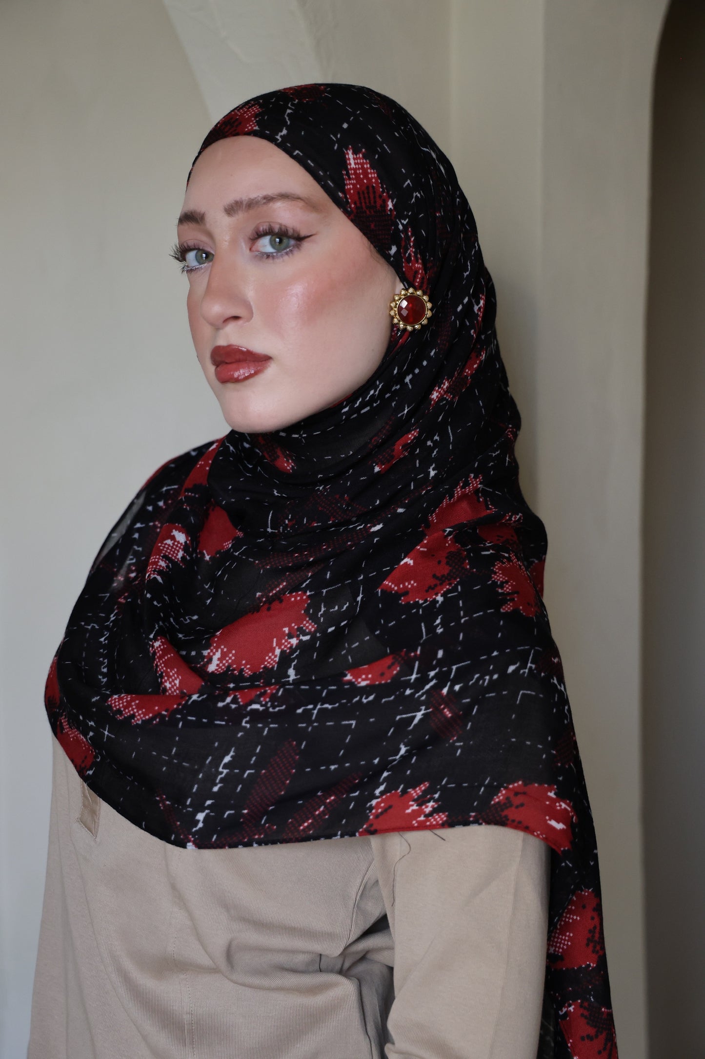 Poppy Hills Modal Hijab