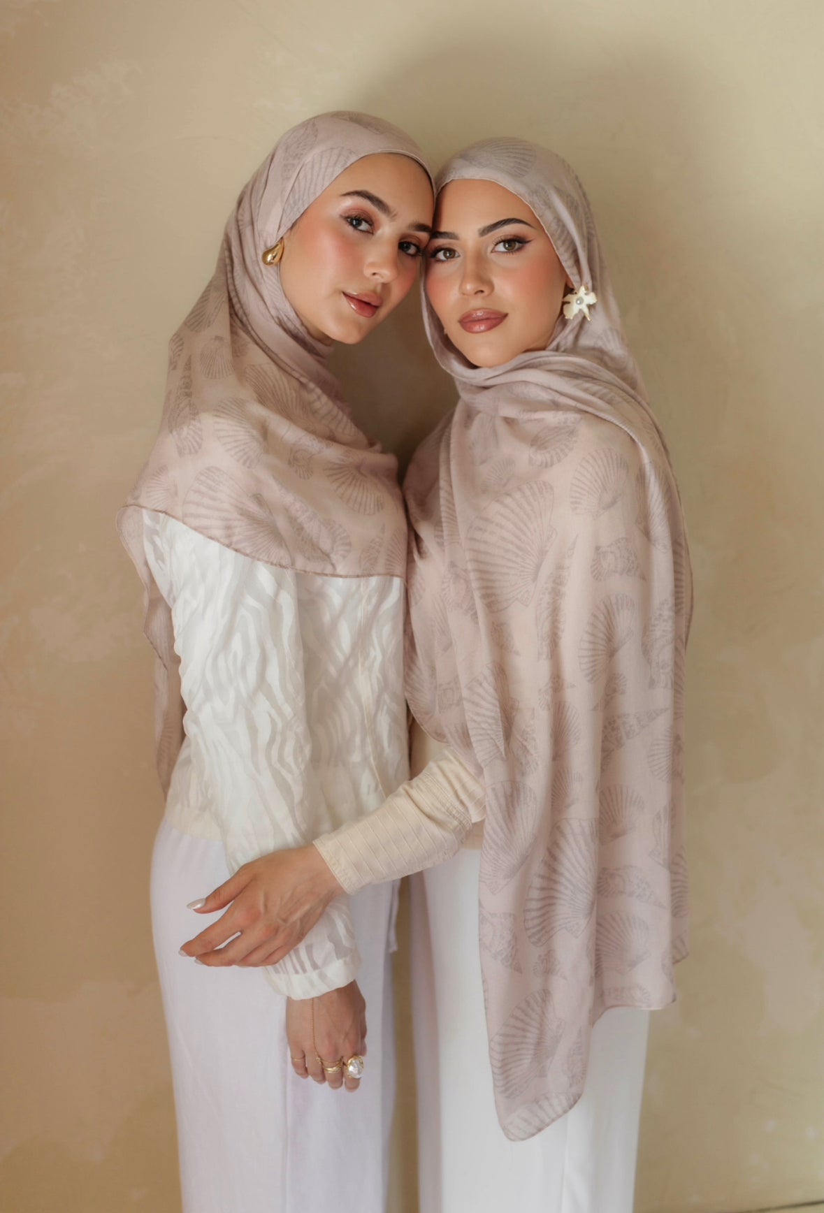 Sandy Seashores Modal Hijab
