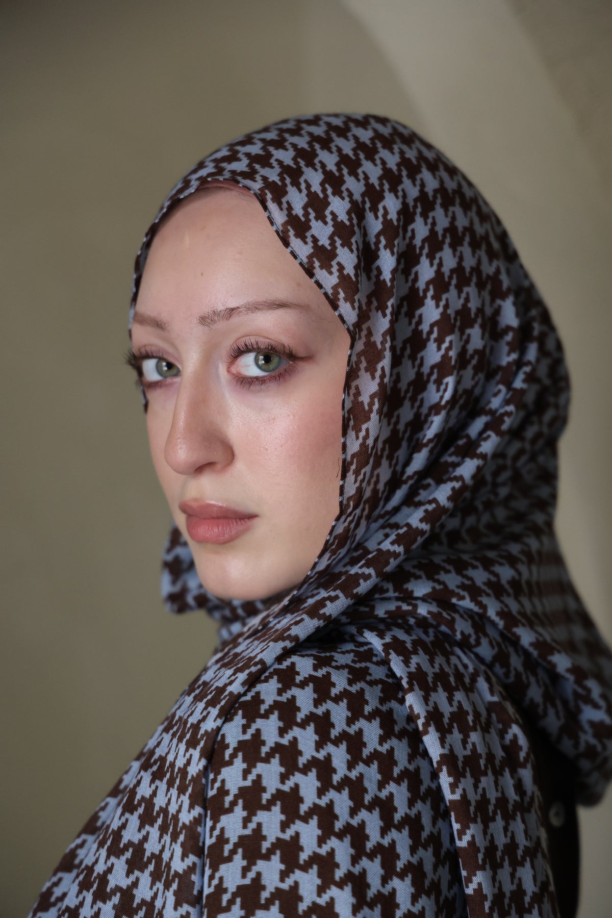 Brownstone Houndstooth Modal Hijab