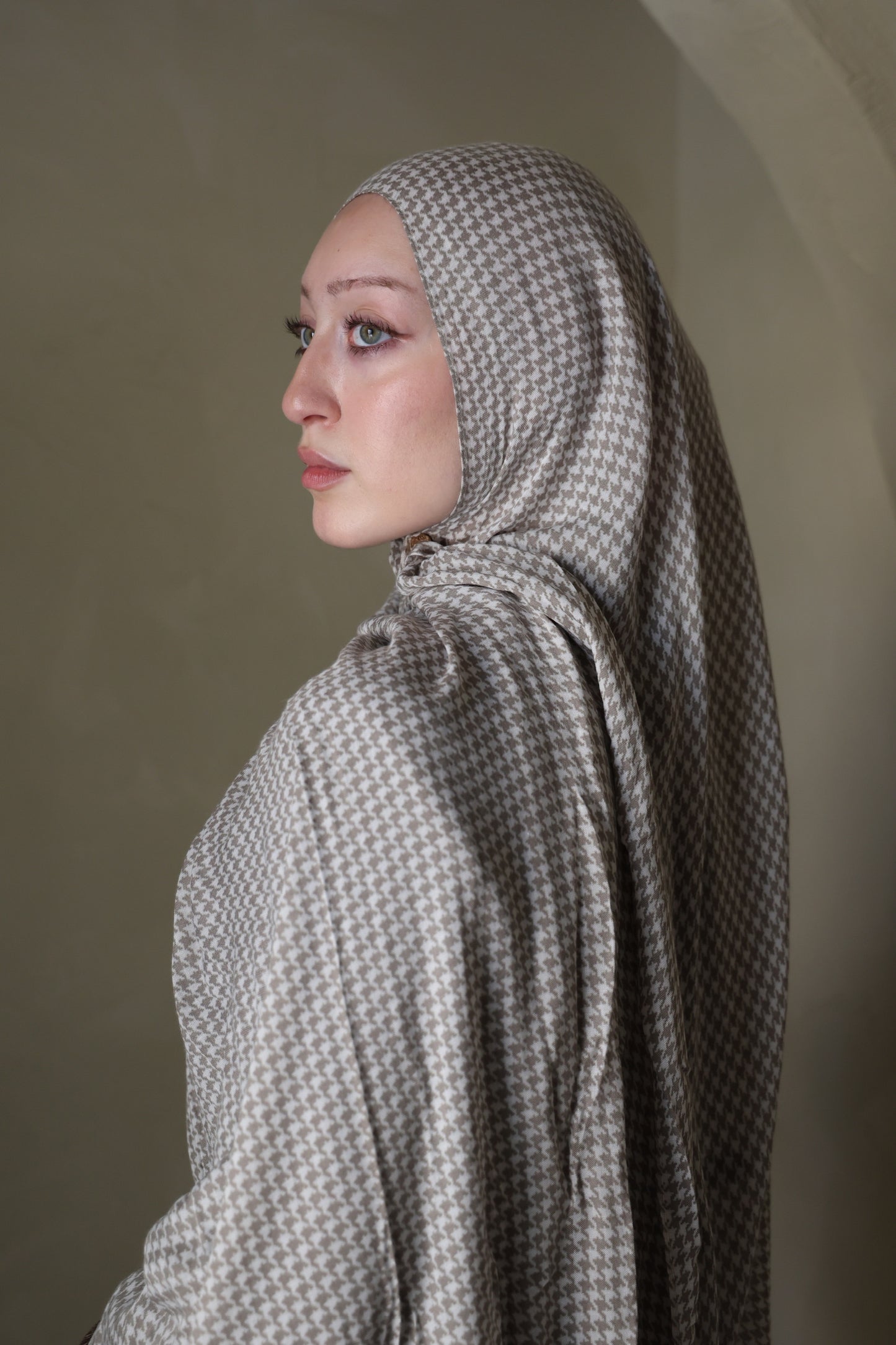 Classic Houndstooth Modal Hijab