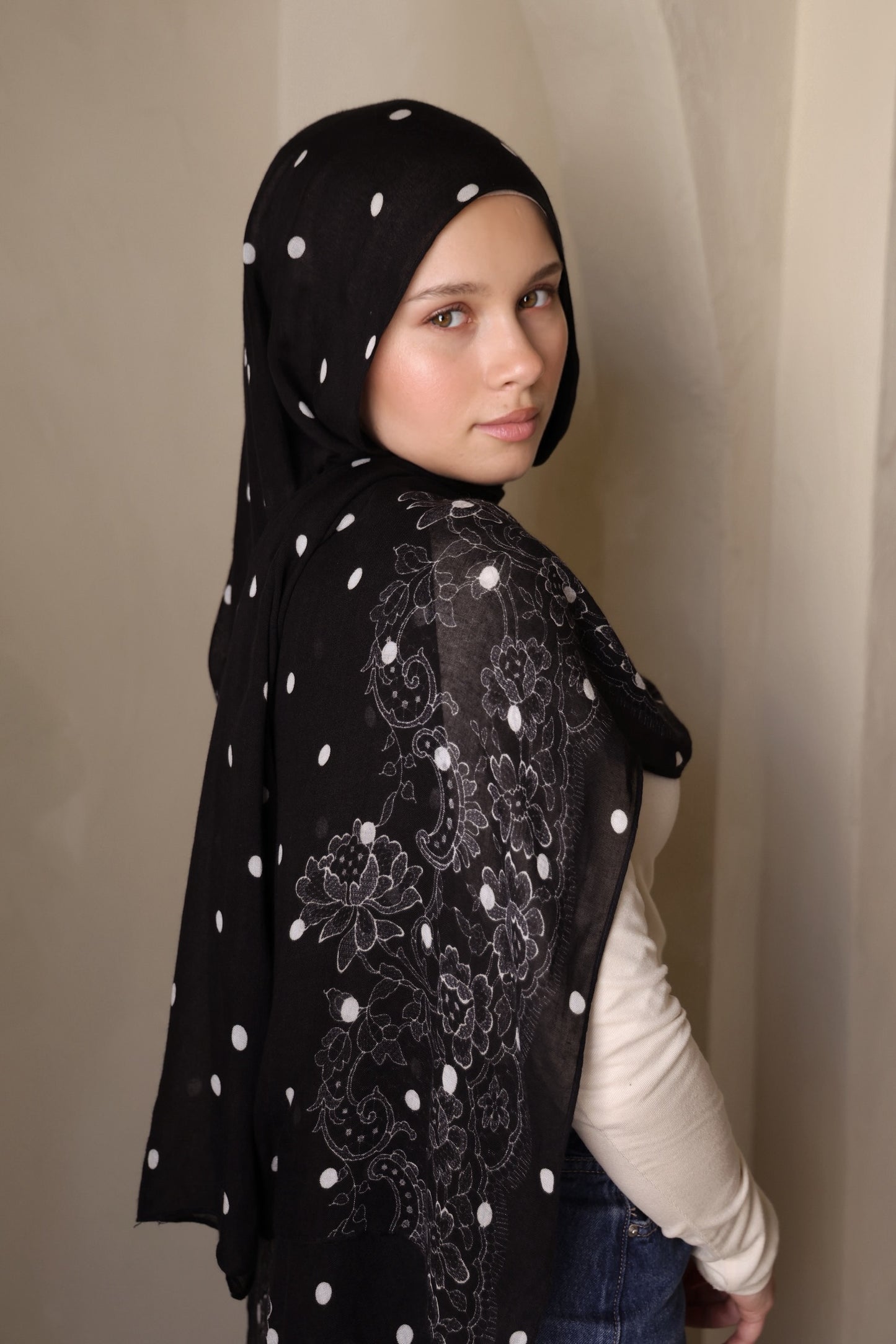 Sesame Cake Modal Hijab