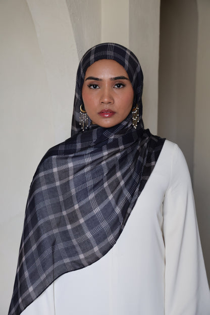 Calm Nightfall Modal Hijab