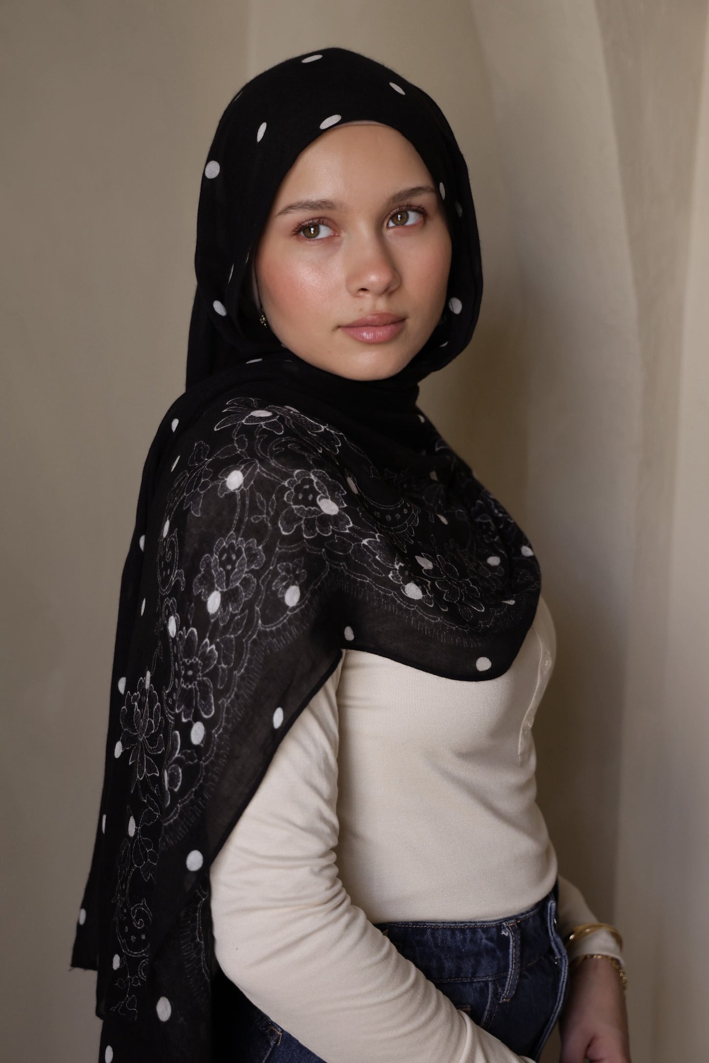 Sesame Cake Modal Hijab