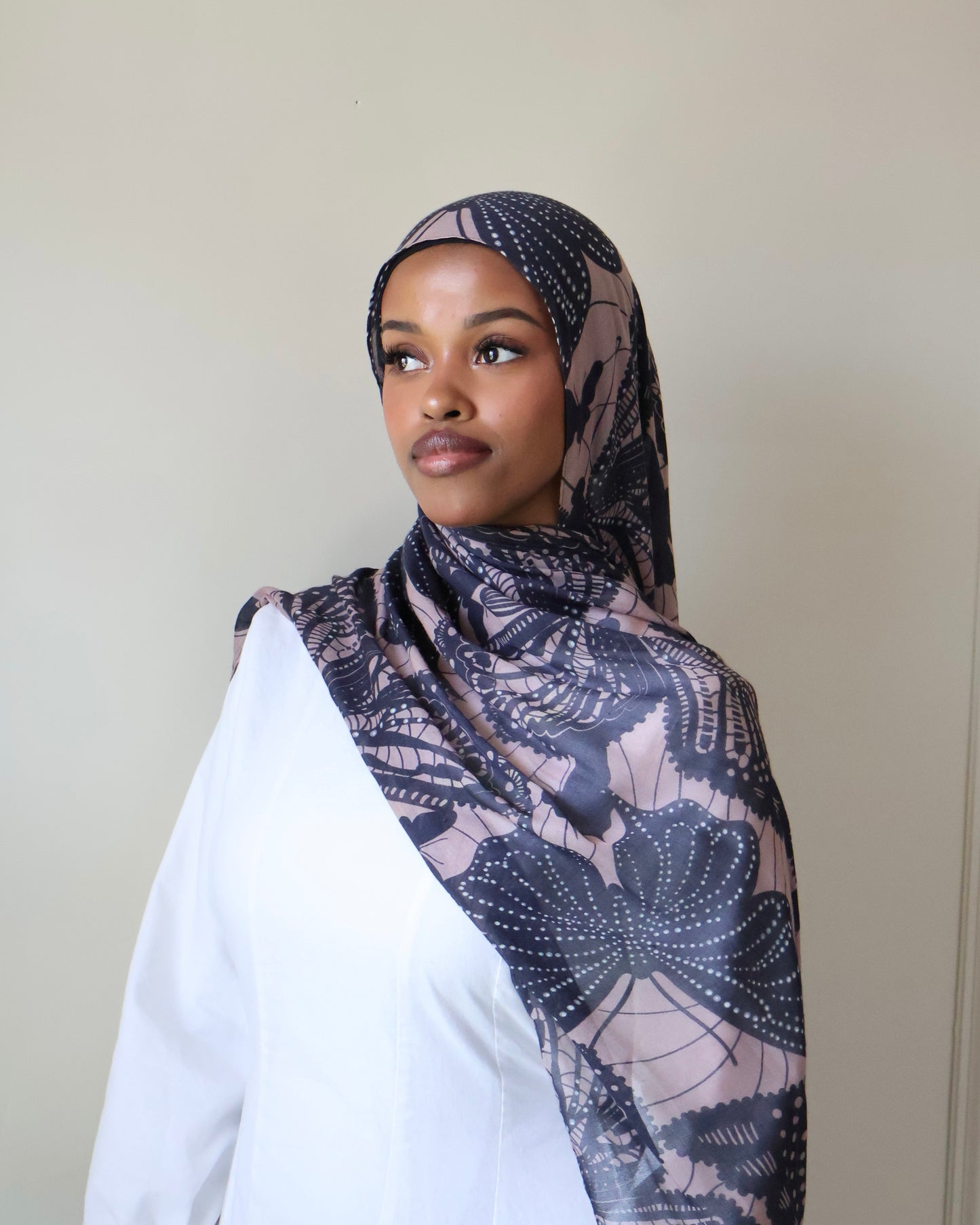 Butterfly Effect Modal Hijab