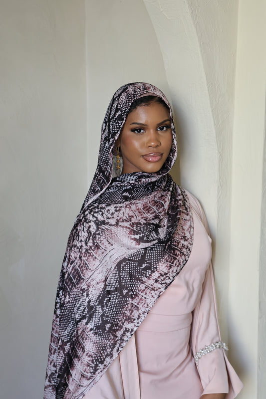 Crocodile Blush Modal Hijab