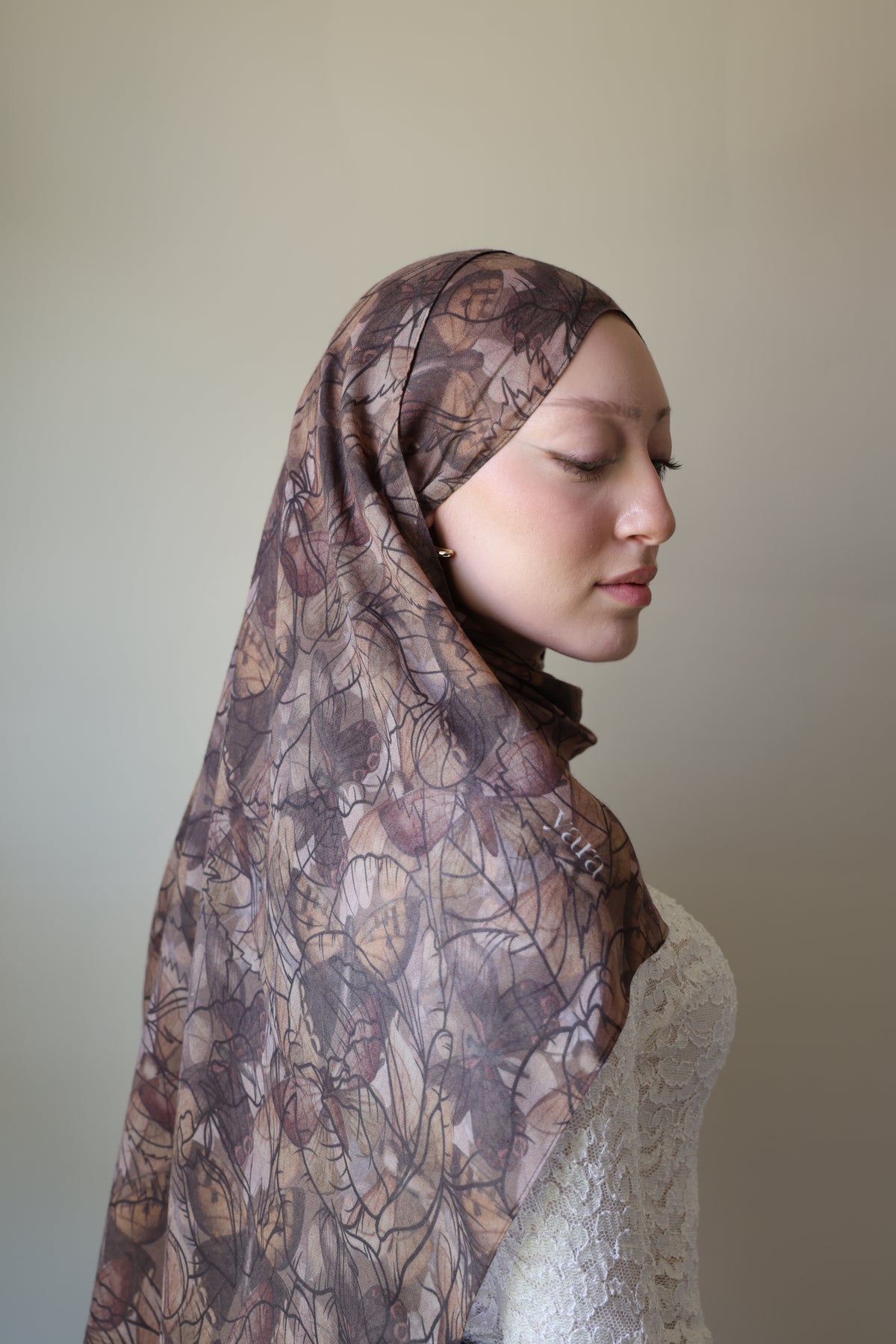 Umber Shadows Modal Hijab