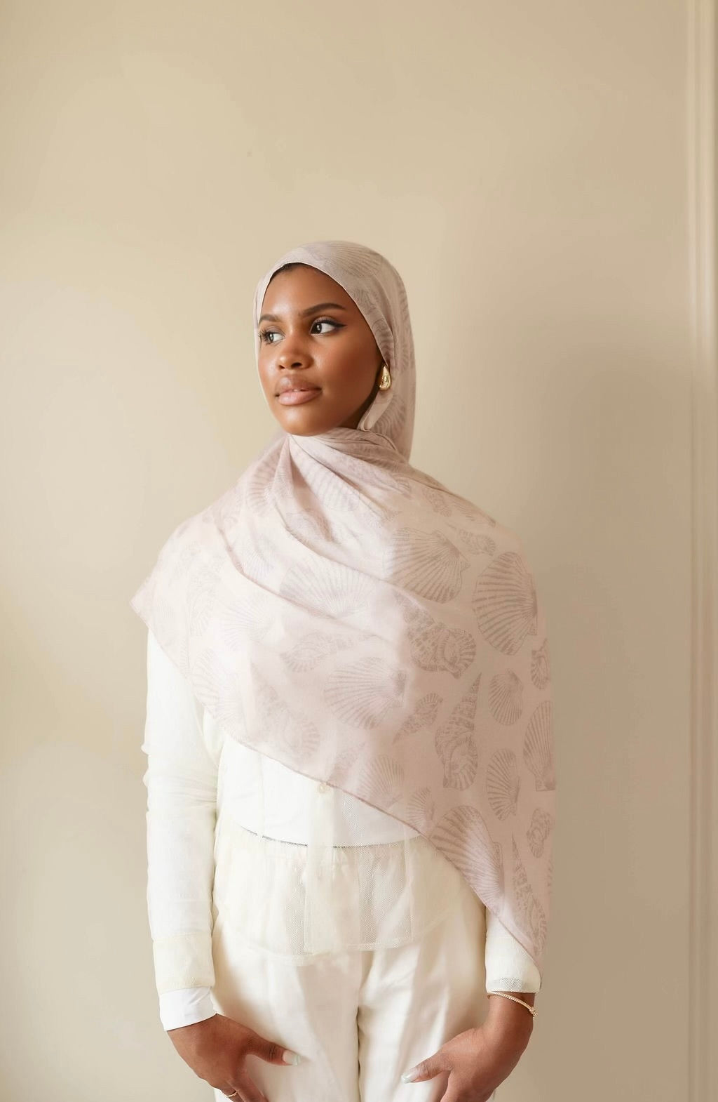 Sandy Seashores Modal Hijab