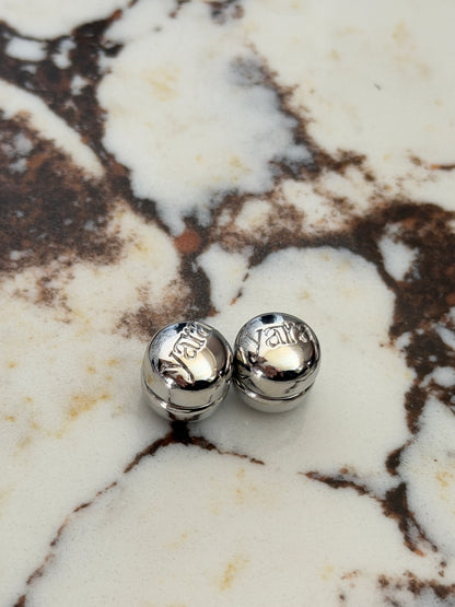 Silver Snagless Magnets - Set of 2